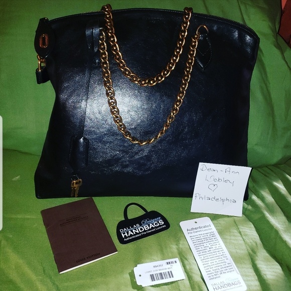 Louis Vuitton Handbags - Louis Vuitton Black Lockit Boudoir Chain Tote Bag